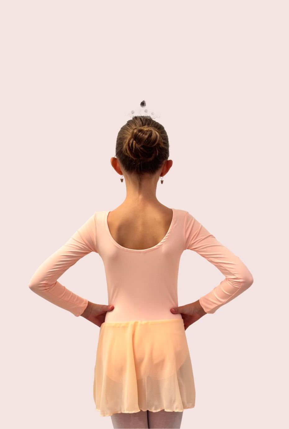 Трико со долги ракави со сукњичка